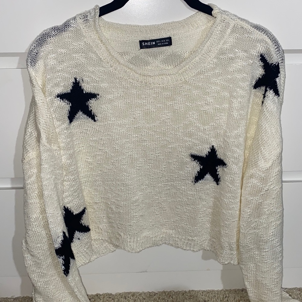 Cropped star sweater
